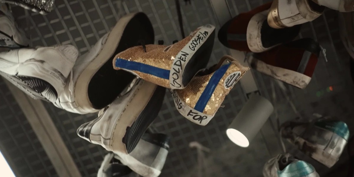 Golden Goose V-Star Sneakers the real are colliding the