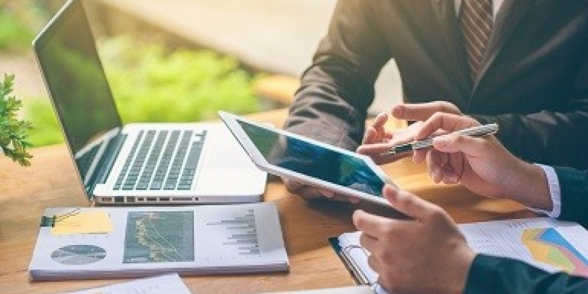 Strategy Consulting Market Size, Industry Share | Forecast [2025-2035]