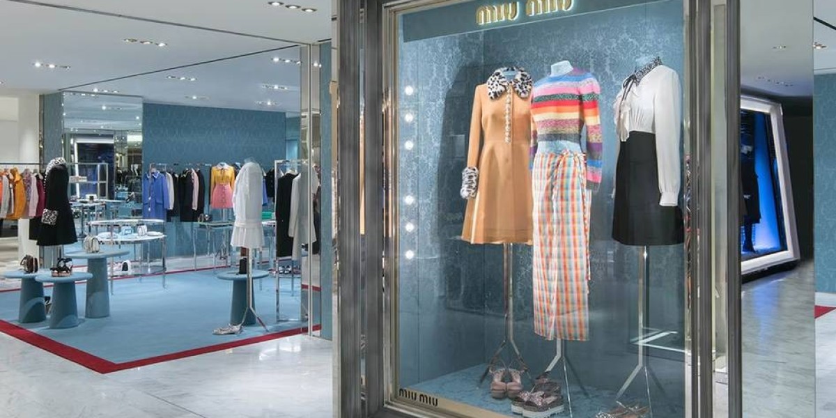Miu Miu Sale Store vogue is taking a look